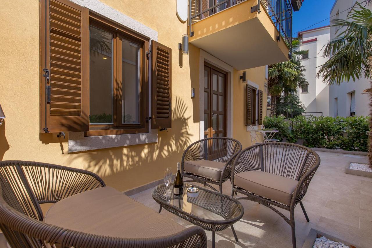 Apartmani Dogas Crikvenica Exteriör bild