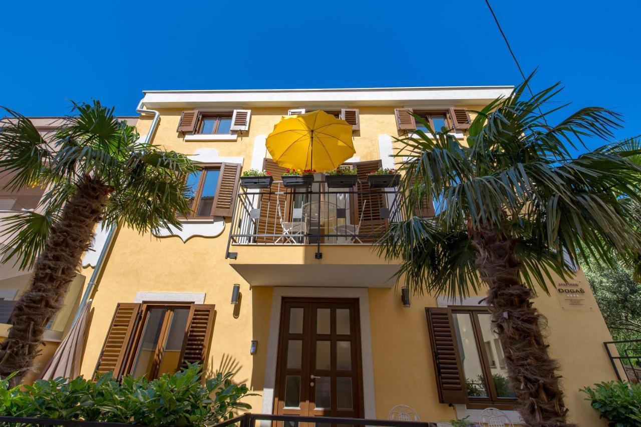 Apartmani Dogas Crikvenica Exteriör bild