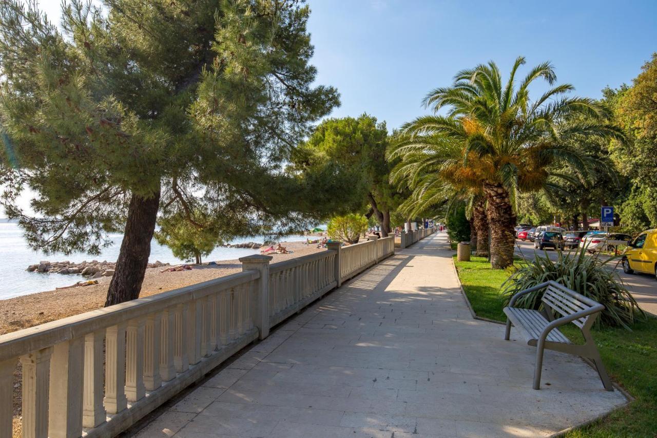 Apartmani Dogas Crikvenica Exteriör bild