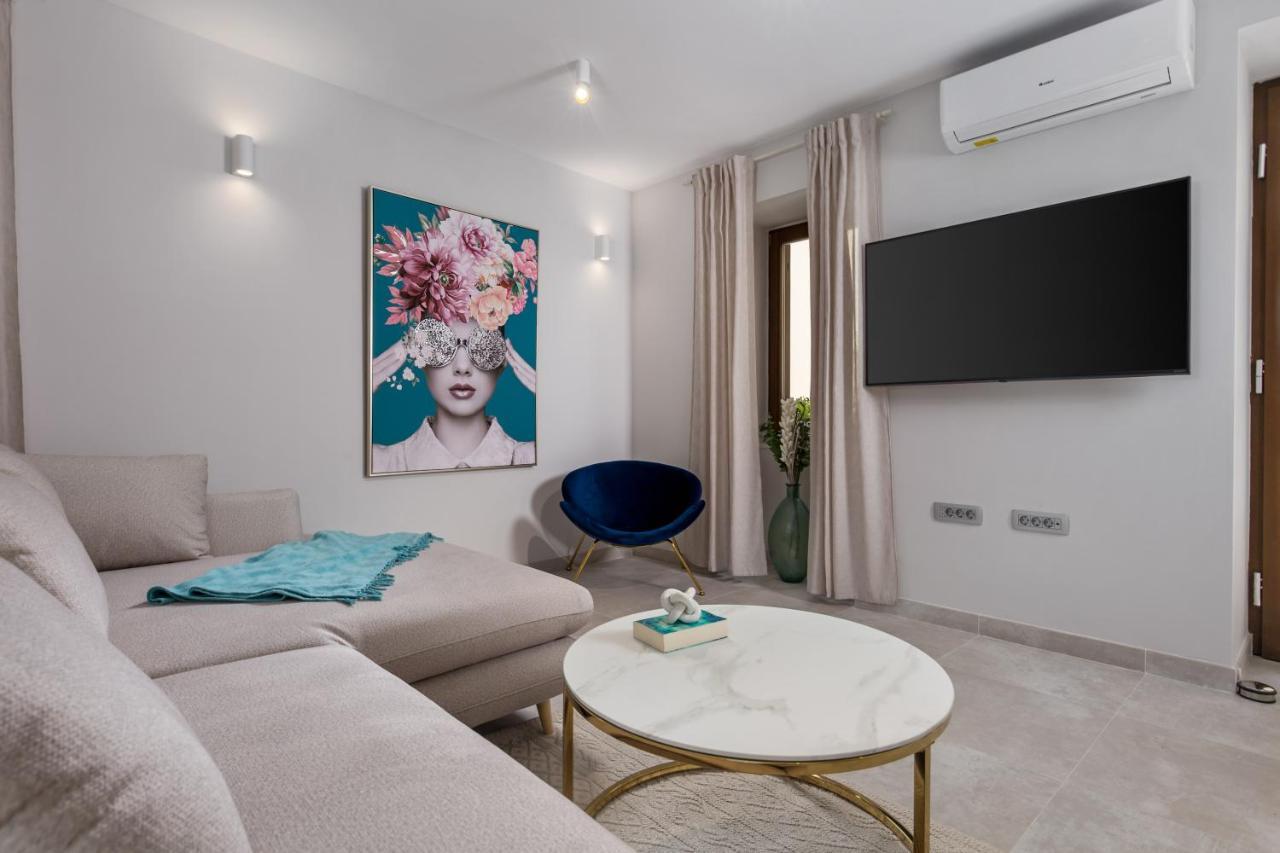 Apartmani Dogas Crikvenica Exteriör bild